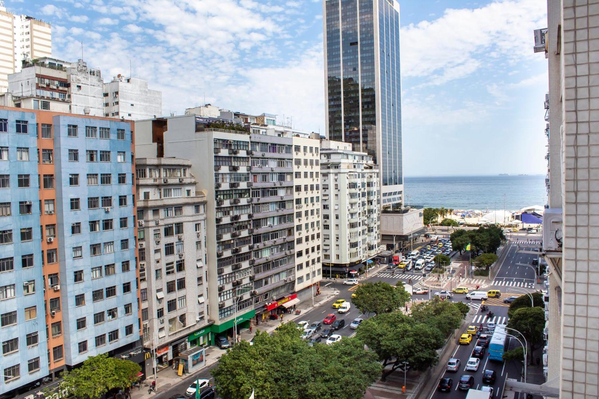 Apartamento Completo Na Praia De Copacabana 02 Quartos Com Vista Lateral Mar Em Andar Alto, Ar, Wifi , Netflix, Pauloangerami Rmvc18 Rio de Janeiro Exterior foto